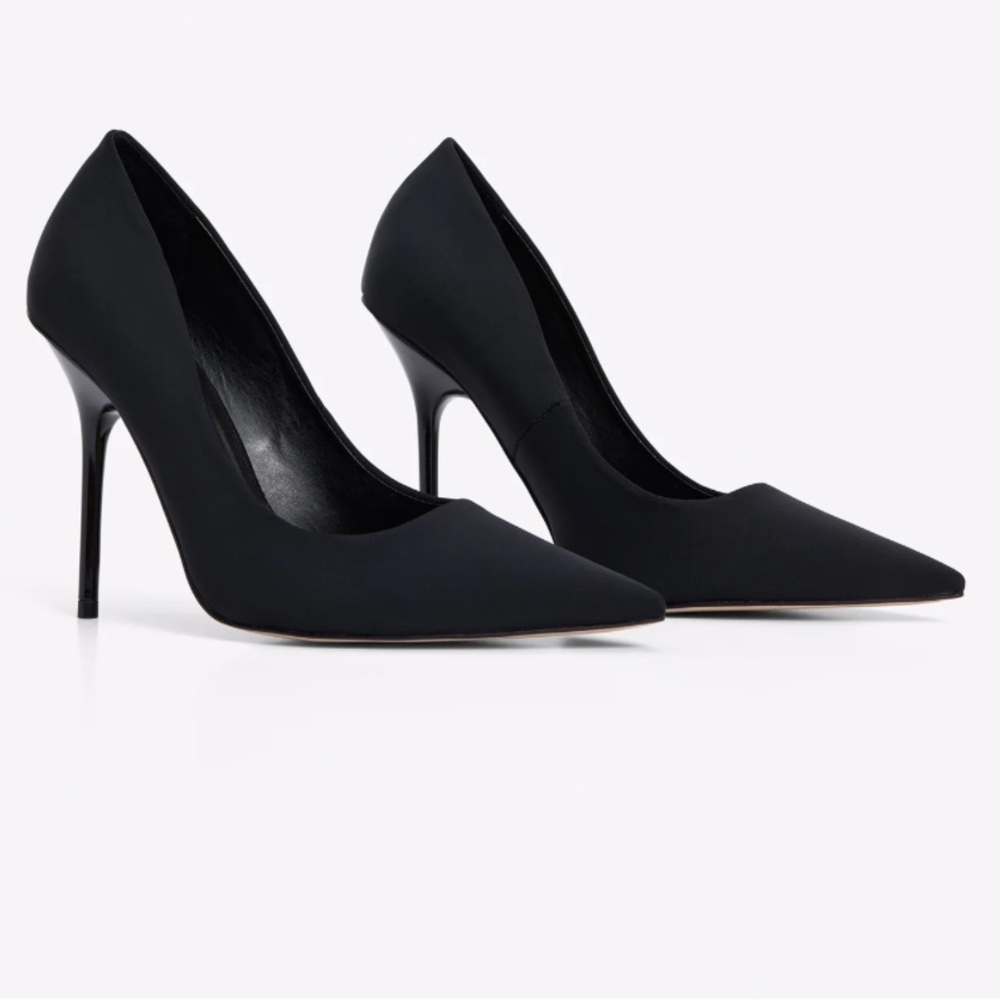 Classic black heels